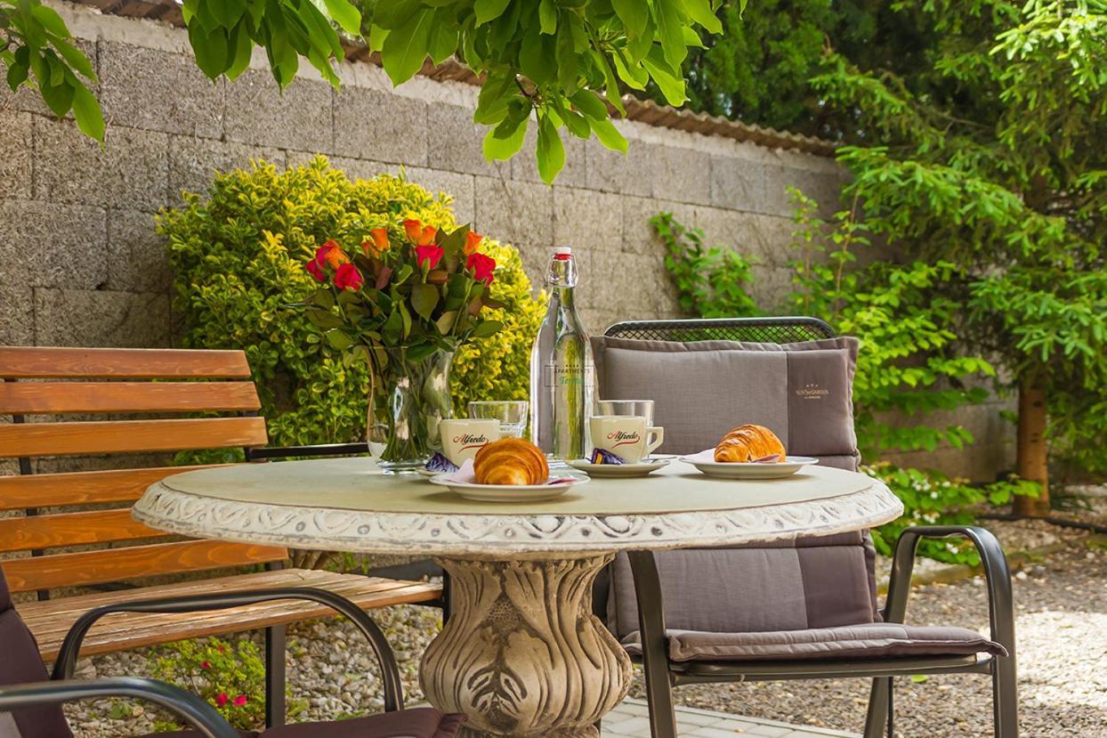 Apartmany Tereza & Free Parking Μπρατισλάβα Εξωτερικό φωτογραφία