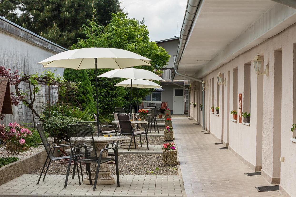 Apartmany Tereza & Free Parking Μπρατισλάβα Εξωτερικό φωτογραφία